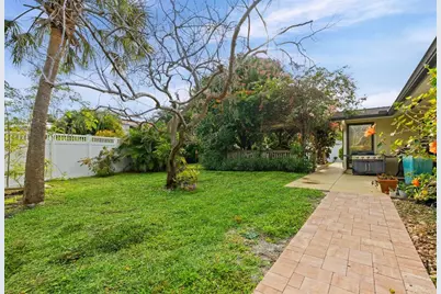 7215 Westmoreland Drive, Sarasota, FL 34243 - Photo 31