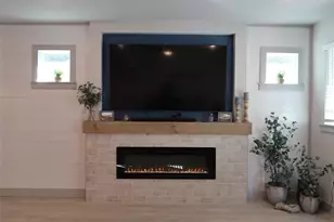 2555 Fireflag Ln, Sarasota, FL 34232 - Photo 9