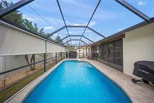 8465 Cypress Lake Cir, Sarasota, FL 34243 - Photo 27