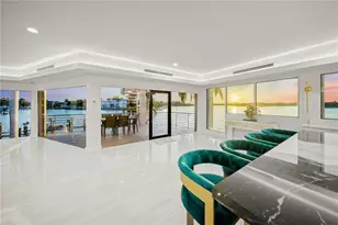 1400 Siesta Dr, Sarasota, FL 34239 - Photo 17