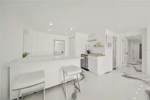 1400 Siesta Dr, Sarasota, FL 34239 - Photo 39