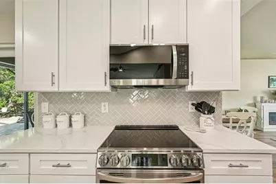 2304 Seattle Slew Drive, Sarasota, FL 34240 - Photo 17