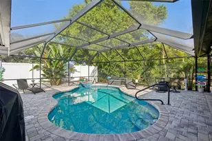 2304 Seattle Slew Dr, Sarasota, FL 34240 - Photo 37