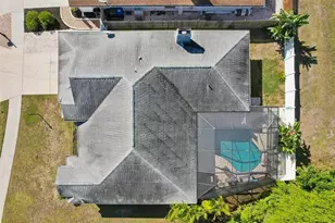 2304 Seattle Slew Dr, Sarasota, FL 34240 - Photo 43