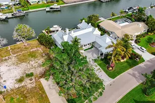 681 Old Compass Rd, Longboat Key, FL 34228 - Photo 3