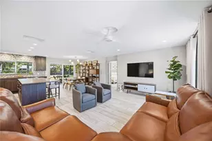 2117 Riviera Dr, Sarasota, FL 34232 - Photo 5