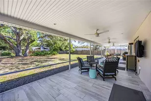 2117 Riviera Dr, Sarasota, FL 34232 - Photo 39