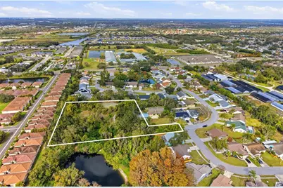 7808 34th Court E, Sarasota, FL 34243 - Photo 1