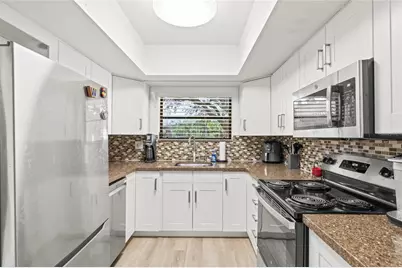 9677 86th Avenue, Seminole, FL 33777 - Photo 15