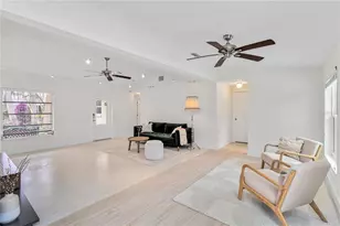 5107 St Albans Ave, Sarasota, FL 34242 - Photo 9