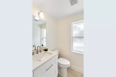 5107 Saint Albans Avenue, Sarasota, FL 34242 - Photo 11