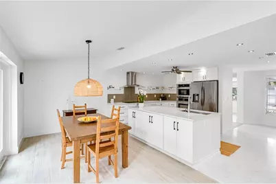 5107 Saint Albans Avenue, Sarasota, FL 34242 - Photo 13