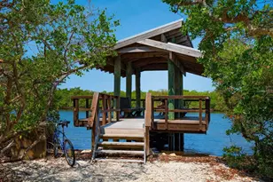 1678 Starling Dr, Sarasota, FL 34231 - Photo 43