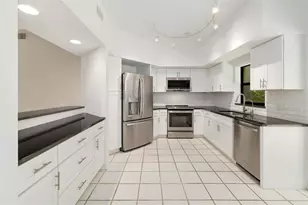 1678 Starling Dr, Sarasota, FL 34231 - Photo 13