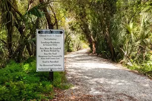 1678 Starling Dr, Sarasota, FL 34231 - Photo 39