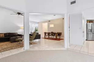 1678 Starling Dr, Sarasota, FL 34231 - Photo 13