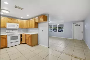 8421 47th St N, Pinellas Park, FL 33781 - Photo 15