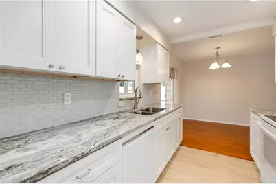 2705 Amanda Drive, Sarasota, FL 34232 - Photo 17