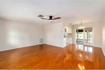 2705 Amanda Drive, Sarasota, FL 34232 - Photo 5