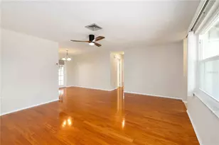 2705 Amanda Dr, Sarasota, FL 34232 - Photo 9