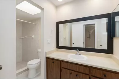 2705 Amanda Drive, Sarasota, FL 34232 - Photo 23