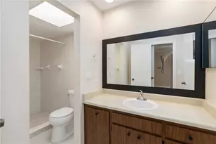 2705 Amanda Dr, Sarasota, FL 34232 - Photo 23