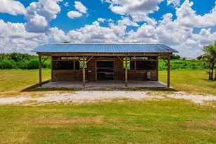 19481 S River Rd, Alva, FL 33920 - Photo 43