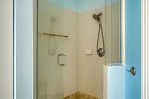 6659 38th Ln E, Sarasota, FL 34243 - Photo 33