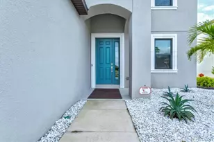 9312 Tequila Sunrise Dr, Sarasota, FL 34241 - Photo 9