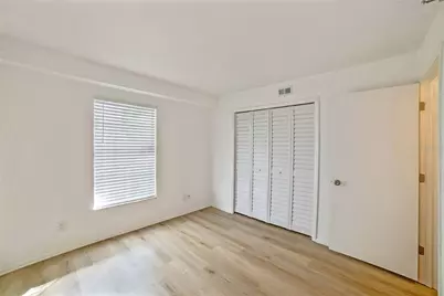 6304 Pointe West Boulevard #A102, Bradenton, FL 34209 - Photo 11
