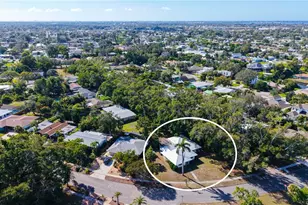 640 Park Dr, Bradenton, FL 34209 - Photo 3