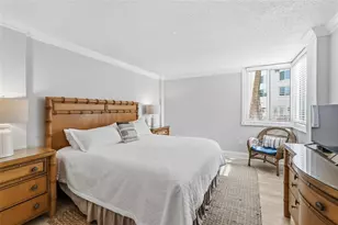 5916 Midnight Pass Rd, Sarasota, FL 34242 - Photo 23