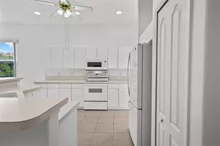 6011 Chaparral Ave, Sarasota, FL 34243 - Photo 13