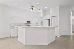 6011 Chaparral Ave, Sarasota, FL 34243 - Photo 11