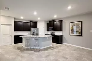 17735 Pastureland Ave, Bradenton, FL 34211 - Photo 5