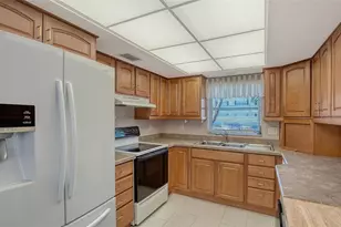 4868 Independence Dr, Bradenton, FL 34210 - Photo 23