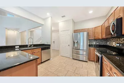 208 36th Street NE, Bradenton, FL 34208 - Photo 11