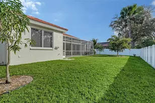 4855 Carrington Cir, Sarasota, FL 34243 - Photo 47