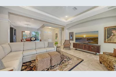 4855 Carrington Circle, Sarasota, FL 34243 - Photo 9