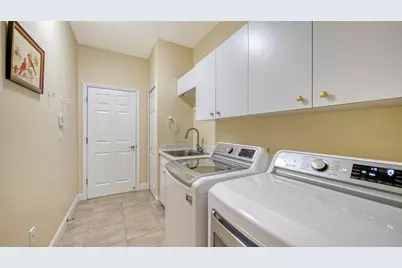 4855 Carrington Circle, Sarasota, FL 34243 - Photo 41