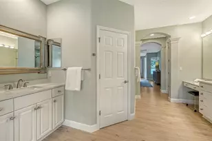 4855 Carrington Cir, Sarasota, FL 34243 - Photo 31