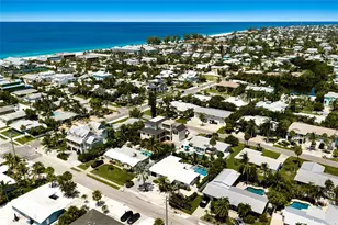 306 66th St, Holmes Beach, FL 34217 - Photo 43