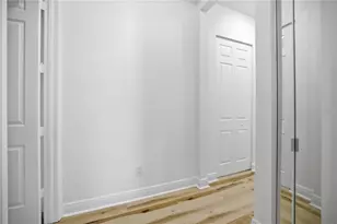 6507 41st Ct E, Sarasota, FL 34243 - Photo 15