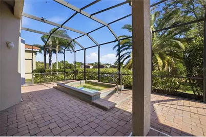 6507 41st Court E, Sarasota, FL 34243 - Photo 31