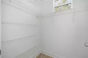 6507 41st Ct E, Sarasota, FL 34243 - Photo 27