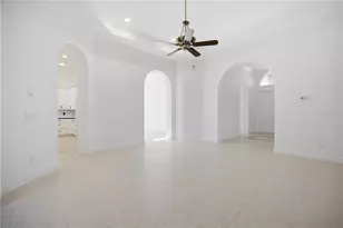 6507 41st Ct E, Sarasota, FL 34243 - Photo 3