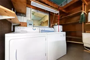 8411 Morgan Dr, Sarasota, FL 34238 - Photo 23