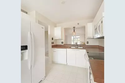 3780 Pinebrook Circle #105, Bradenton, FL 34209 - Photo 9