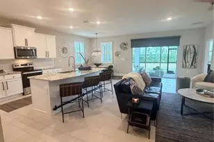 17715 Cantarina Cove, Lakewood Ranch, FL 34211 - Photo 11