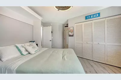 108 9th Street S #E, Bradenton Beach, FL 34217 - Photo 19